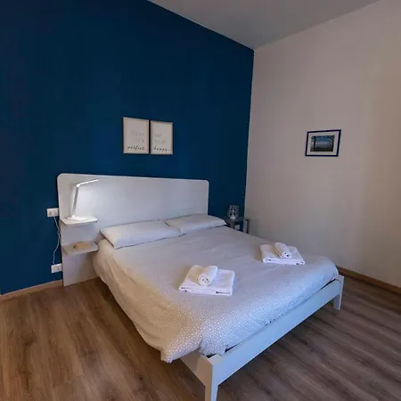 Iris 128: Il Terrazzino Sul Giardino トリノ