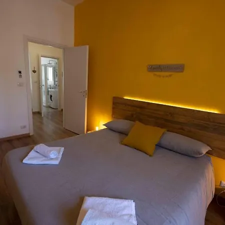 Appartement Iris 128: Il Terrazzino Sul Giardino